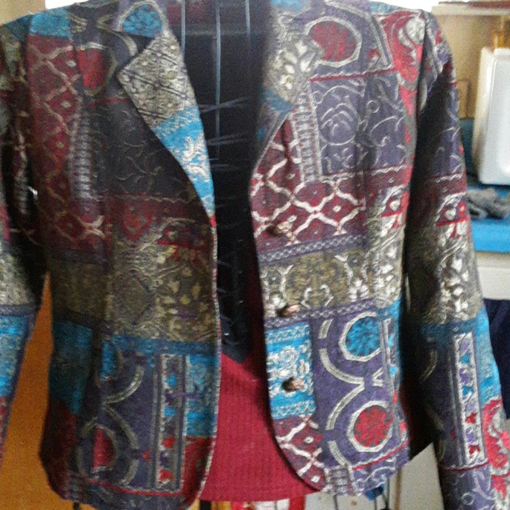 Jacket - Picture 2 of 8